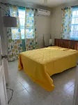 The Sunflower  Villa 7 minutes drive to beach Hotels in 