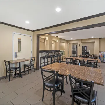 Best Western Plus Twin View Inn  Suites