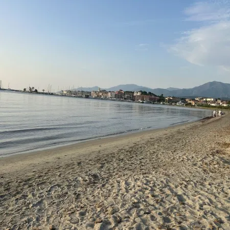 T3 100m from the beach, quiet, air-conditioned, Internet, Saint-Florent
