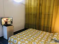 Cosy studio with pool Hotels in Saint Joseph