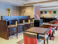 Concord Suites by IHG 콩코드 호텔