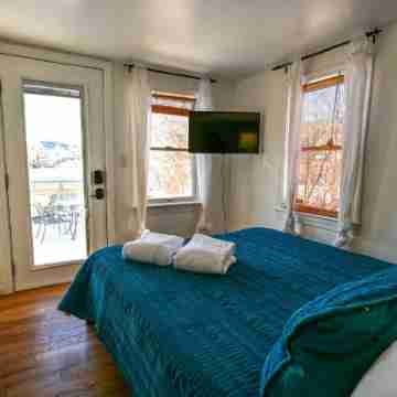 Waterfront Condo in Boothbay Harbor Rooms