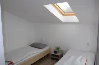 Cabana ATHOS ZALAU CAPACITATE 15 /PERS فنادق في Zalau