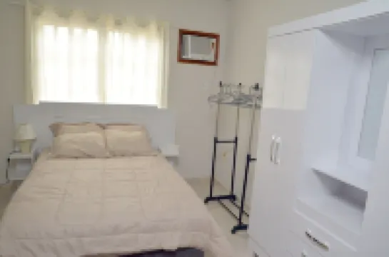 Beautiful house 3 bedrooms, Niteroi - Rio de Janeiro. Close to several beaches!