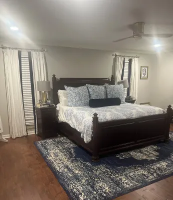 WESTLAKE MASTERS RENTAL 4-bedroom house in charming Martinez. Tournament ready!