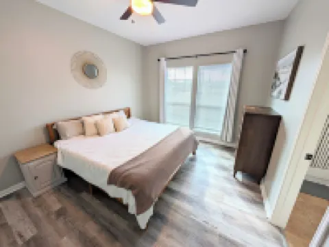 Coastal Home with Neighborhood Fishing Pier 利格城酒店