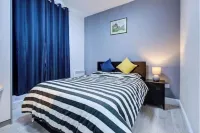Cozy 1-Bedroom Studio Apartment Hotels in Barking
