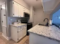 Soothing apartment with AC in charming Chalmette minutes from NOLA Hotels in Chalmette