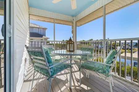 Beautiful 3/3 Island Retreat with Heated Pool, Dock & Private Boat Ramp.