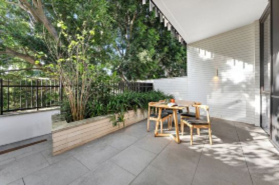 Sunny 3BR North Bondi Escape, 19min Walk to Beach