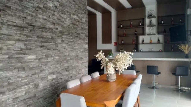 Luxury Penthouse situated on a distinguishable area in Altozano.