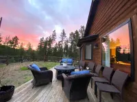 ECHO HILLS MOUNTAIN LODGE - Evergreen Mountain Top Retreat - 15 minutes to SKI!!