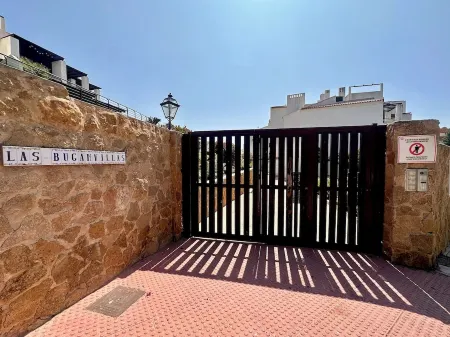 Los Hidalgos Apartment in Manilva, close to beaches and La Duquesa Marina