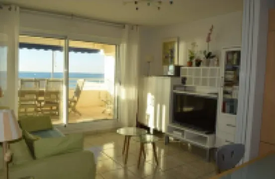 Beautiful Apartment Classified