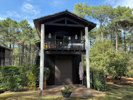 Lacanau apartment rental in the heart of the fully renovated golf course