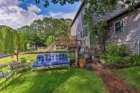 Martha's Vineyard Apt ~ 1 Mile to Inkwell Beach! - 3-Sterne
