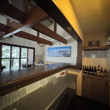 Bears Den Mountain Lodge