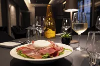 Joy 124 Hotel Milano - breakfast