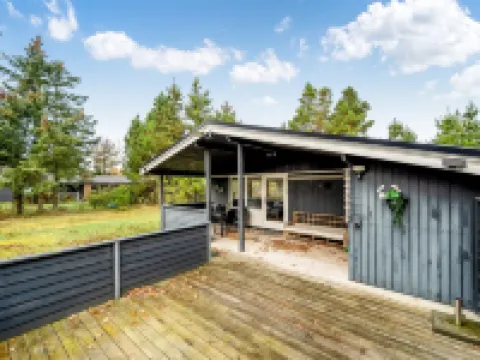 "Toimi" - 500m to the Fjord Hotels in Ulfborg