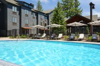 Martis Valley Lodge, Tapestry Collection by Hilton Hotels in Truckee