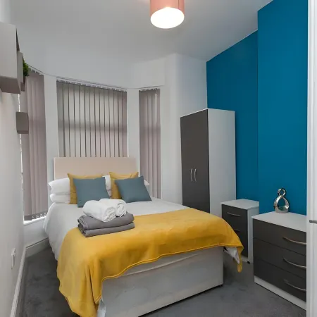 TownHouse @166 Ruskin Rd