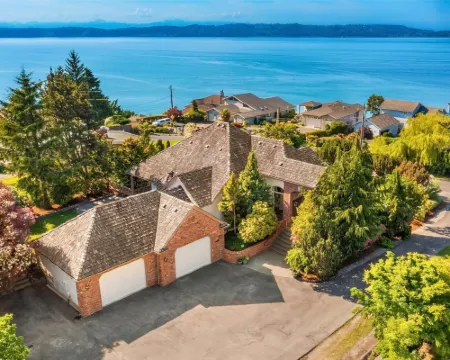 Coastal Haven Seaside Serenity Retreat Hotels in Federal Way