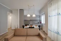 Quinto Modern Flat by Wonderful Italy