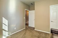 Spacious Aurora House w/ Yard ~ 10 Mi to Dia!