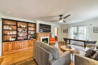 Bloomington Bungalow- Steps to Campus! - Balkoner
