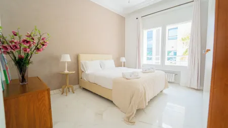 Infinity View: Spacious 3 bd with Lake View Отели в г. El Khadra