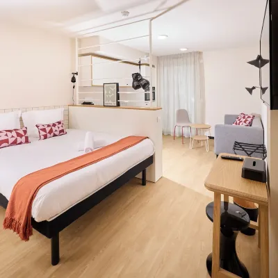 ไฮฟ์ บอร์โดซ์ โรงแรมใกล้Congresses and Exhibitions Bordeaux