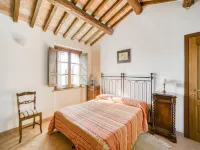 Apartment Near Donatello Sculpture - Swimmingpools