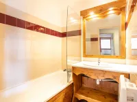 Alpine Apartment in Chamrousse - balcony