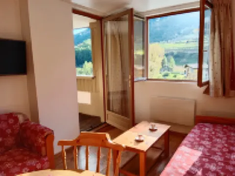 Apartment with balcony for 6 people Hotels in Bramans