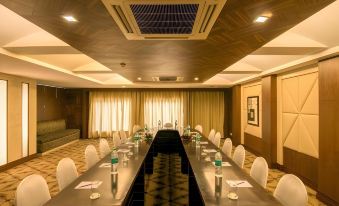 Howard Plaza the Fern, Agra