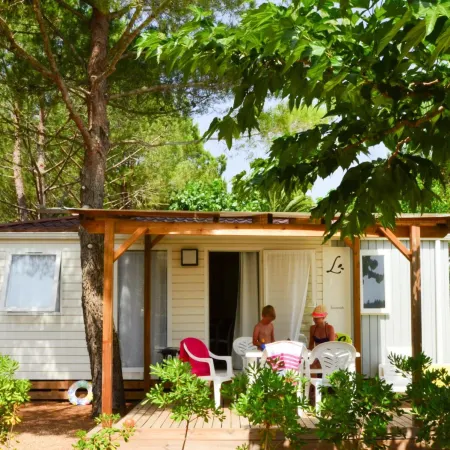Bessan Mobile Home with Pool Fun