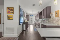 LUXURY AND LOCATION!!!