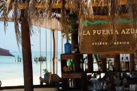 La Puerta Azul Beachfront - Adults Only - Barer