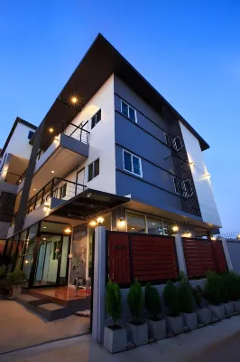 Me Dream Residence Hotels near Night market