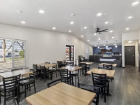特溫福爾斯貝斯特韋斯特SureStay飯店 特溫福爾斯縣住宿飯店