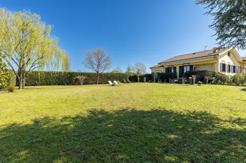 10 minutes from the beach, strategically located "Villa il Castellaccio"