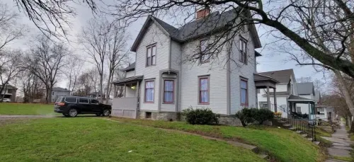 The Wesley - Historic 1890 Victorian, Second Floor