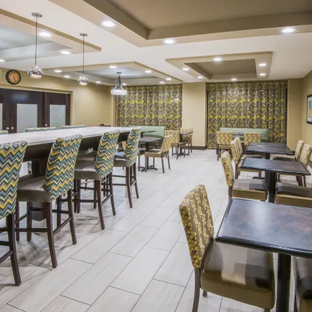Holiday Inn Express & Suites ASHLAND by IHG