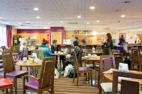Holiday Inn Express POOLE by IHG - breakfast