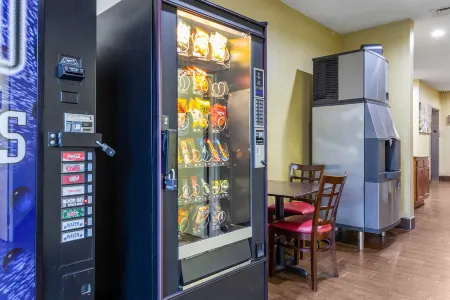 Red Roof Inn Georgetown, IN – Louisville West