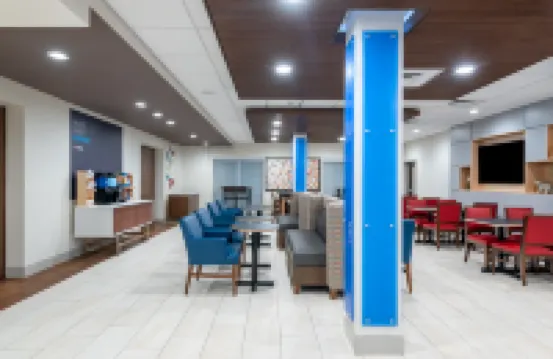 蓬塔戈達智選假日套房酒店