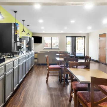 Travel Inn and Suites- Sikeston Miner I-55 Exit-67