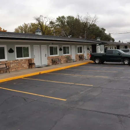 Best Nights Inn - Sparta