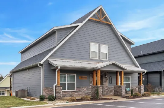 The Rock at Branson Cove 5 BDR on Table Rock!