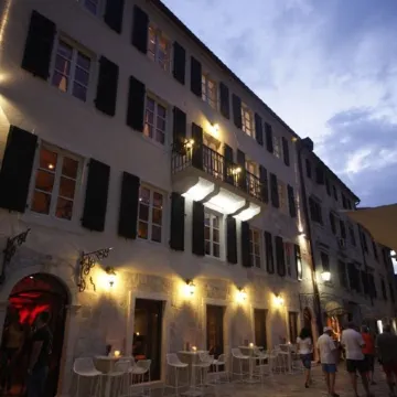 Boutique Hotel Astoria Kotor Отели в г. Котор